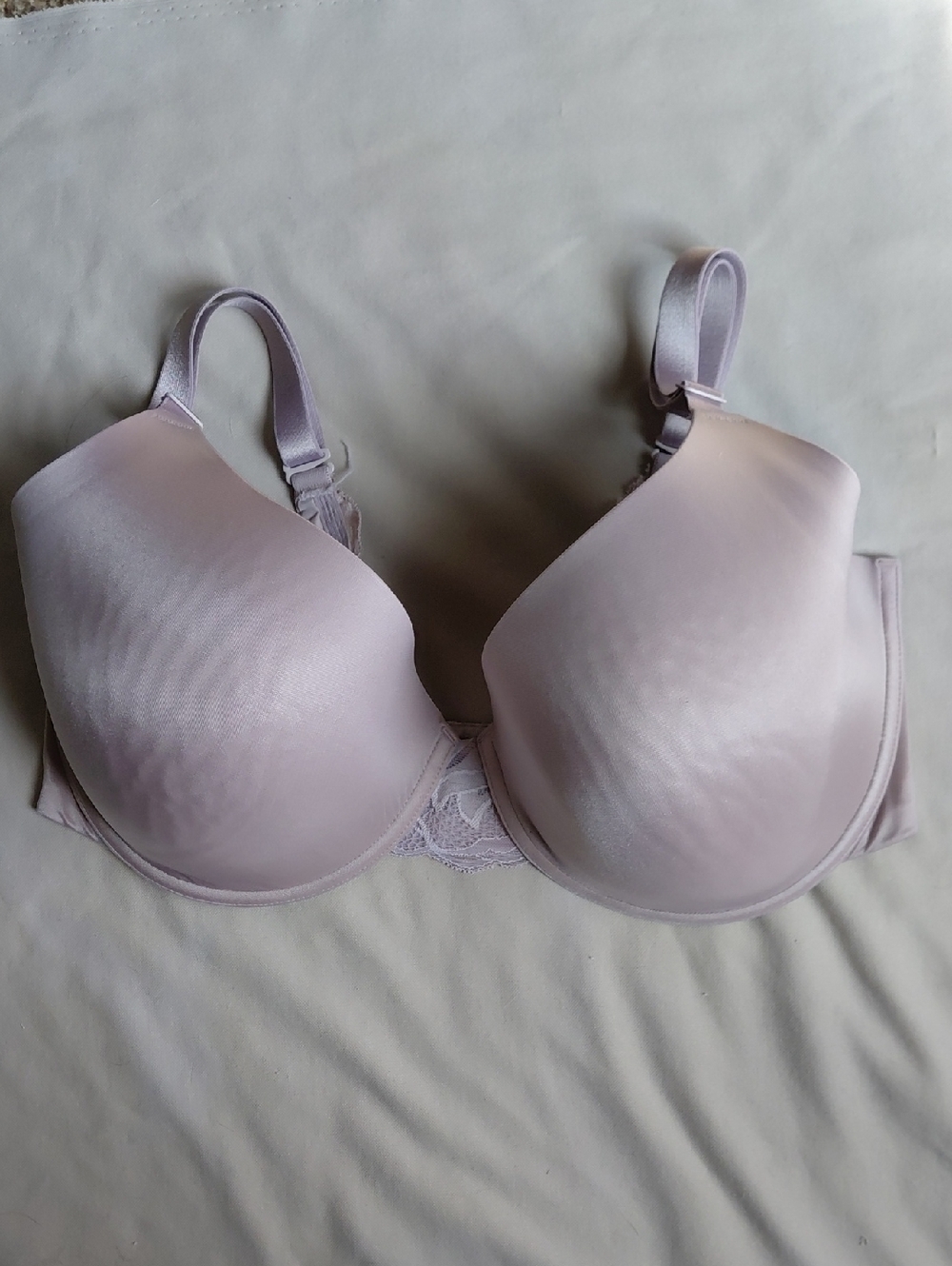 Bali Smooth Light Lavender T-Shirt Bra with Lace Accent 36DD